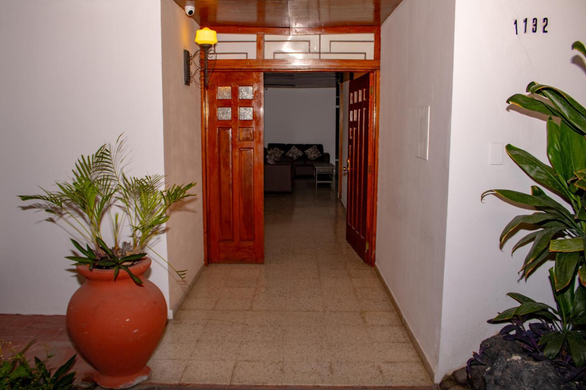 Volcano Hostal Y Restaurante San Salvador Extérieur photo